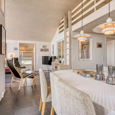 Elni - 350m From The Sea By Interhome *